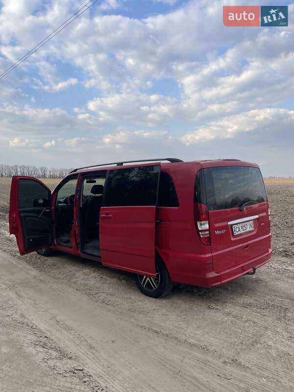 Минивэн Mercedes-Benz Viano 2012 в Киеве