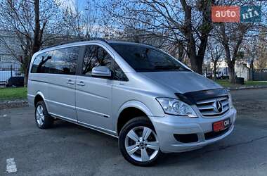 Мінівен Mercedes-Benz Viano 2013 в 