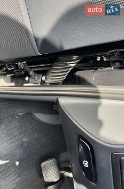 Мінівен Mercedes-Benz Viano 2013 в 