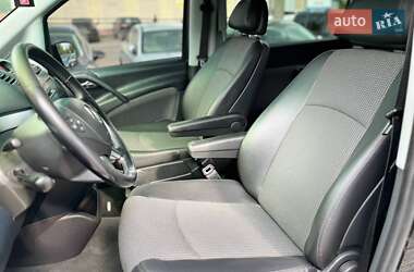 Минивэн Mercedes-Benz Viano 2012 в 