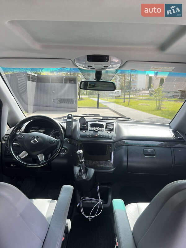 Мінівен Mercedes-Benz Viano 2011 в Львові