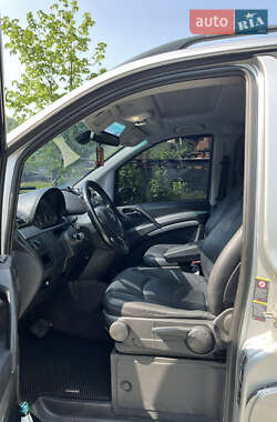 Минивэн Mercedes-Benz Viano 2006 в 