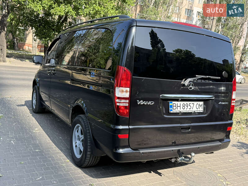 Мінівен Mercedes-Benz Viano 2010 в Одесі