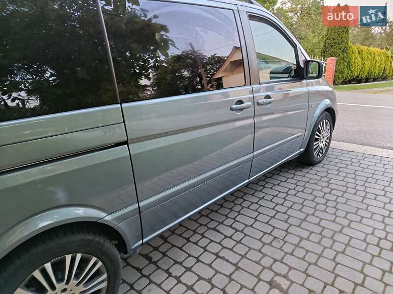 Минивэн Mercedes-Benz Viano 2012 в Косове