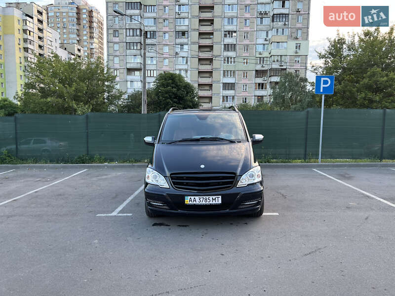Mercedes-Benz Viano 2011