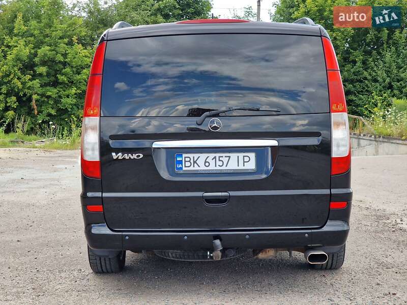 Мінівен Mercedes-Benz Viano 2010 в Рівному
