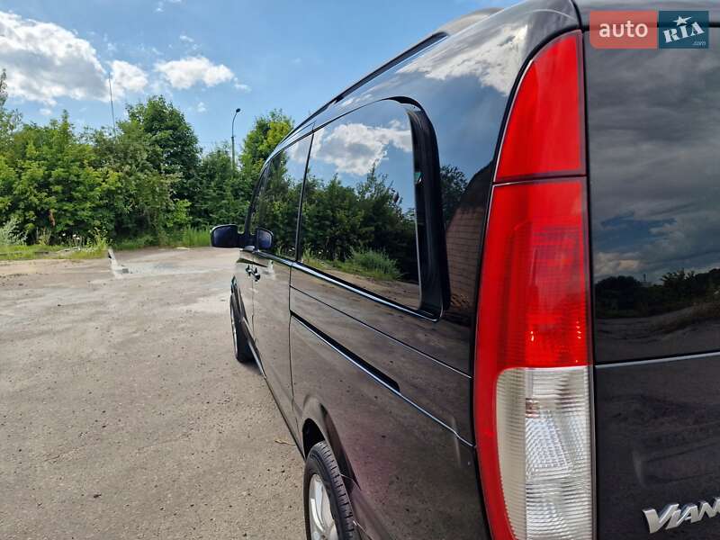 Мінівен Mercedes-Benz Viano 2010 в Рівному