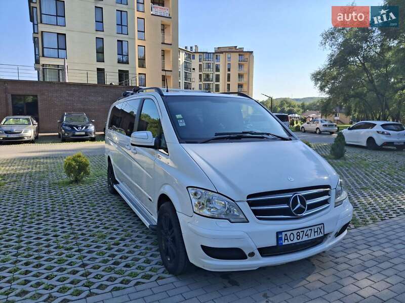 Мінівен Mercedes-Benz Viano 2011 в Сваляві