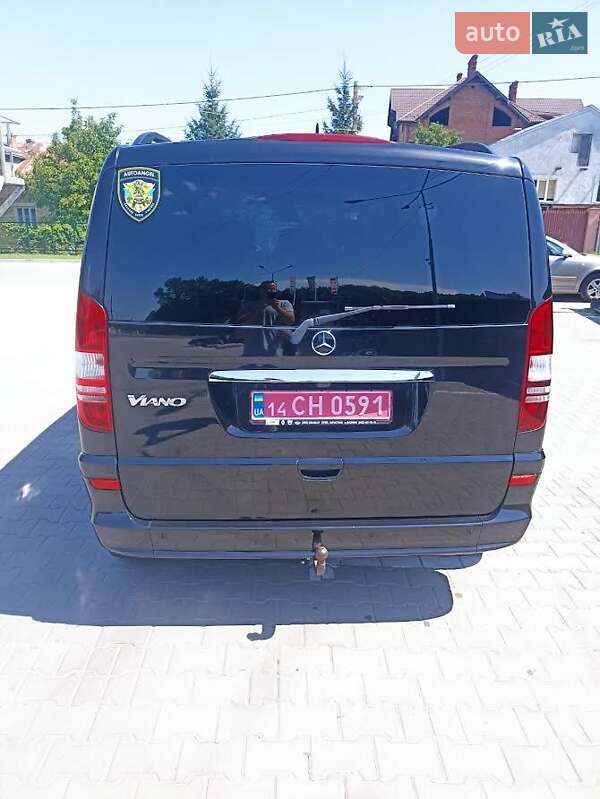 Мінівен Mercedes-Benz Viano 2011 в Львові
