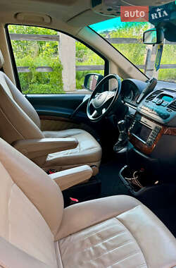 Мінівен Mercedes-Benz Viano 2011 в Києві