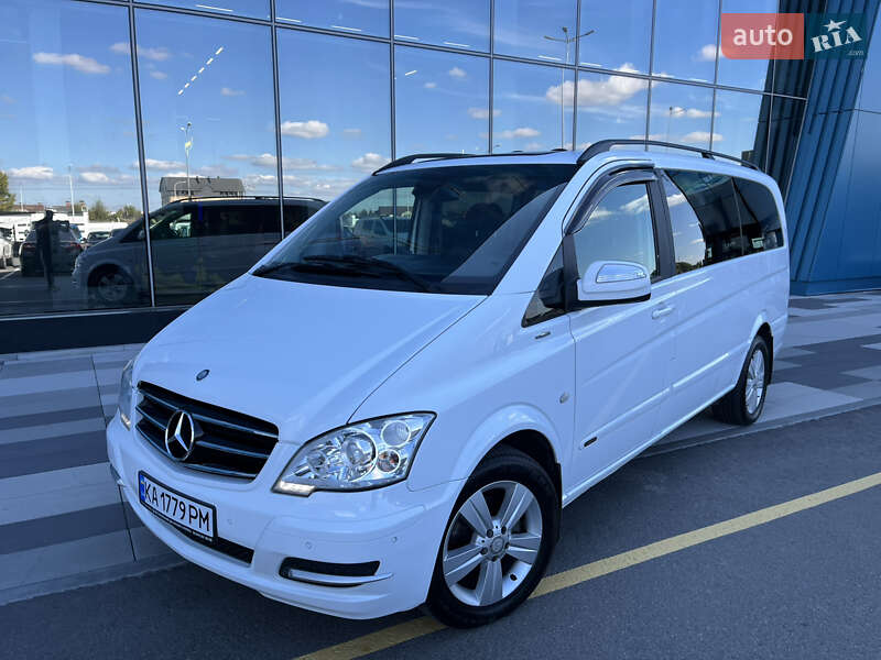Mercedes-Benz Viano 2013
