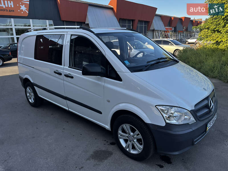 Mercedes-Benz Viano 2010