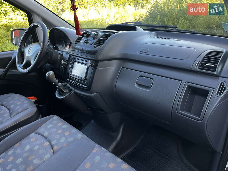 Мінівен Mercedes-Benz Viano 2010 в Чернігові