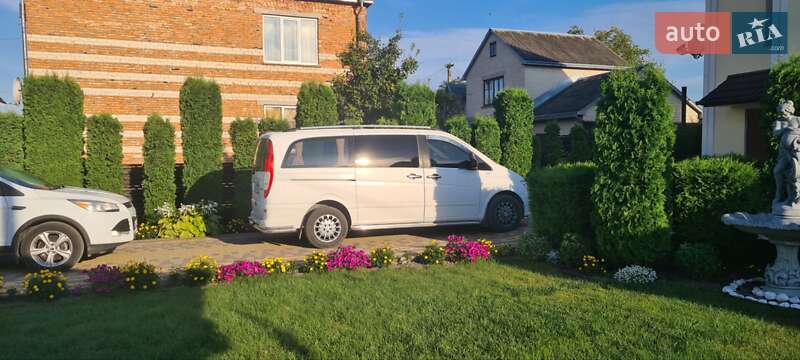 Mercedes-Benz Viano 2011