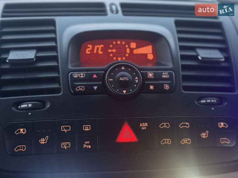 Мінівен Mercedes-Benz Viano 2014 в Львові фото 21 Мінівен Mercedes-Benz Viano 2014 в Львові