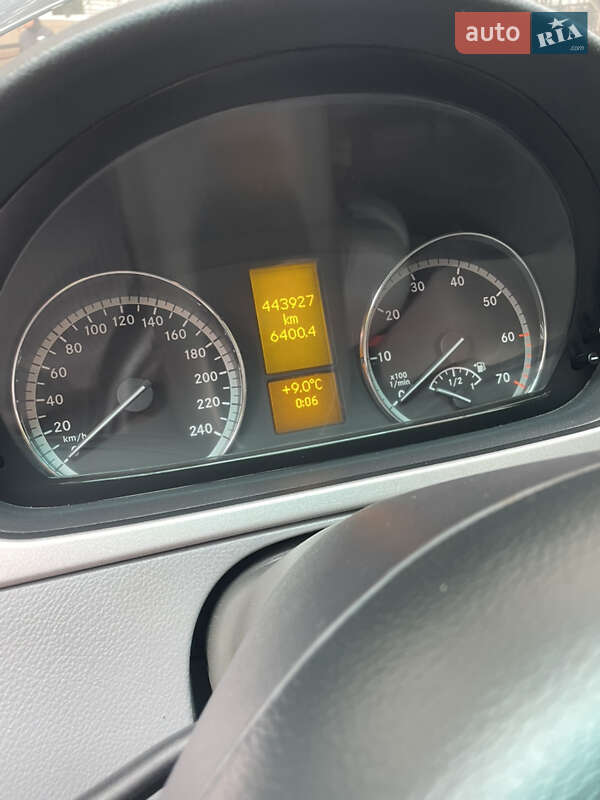 Минивэн Mercedes-Benz Viano 2007 в Киеве фото 5 Минивэн Mercedes-Benz Viano 2007 в Киеве