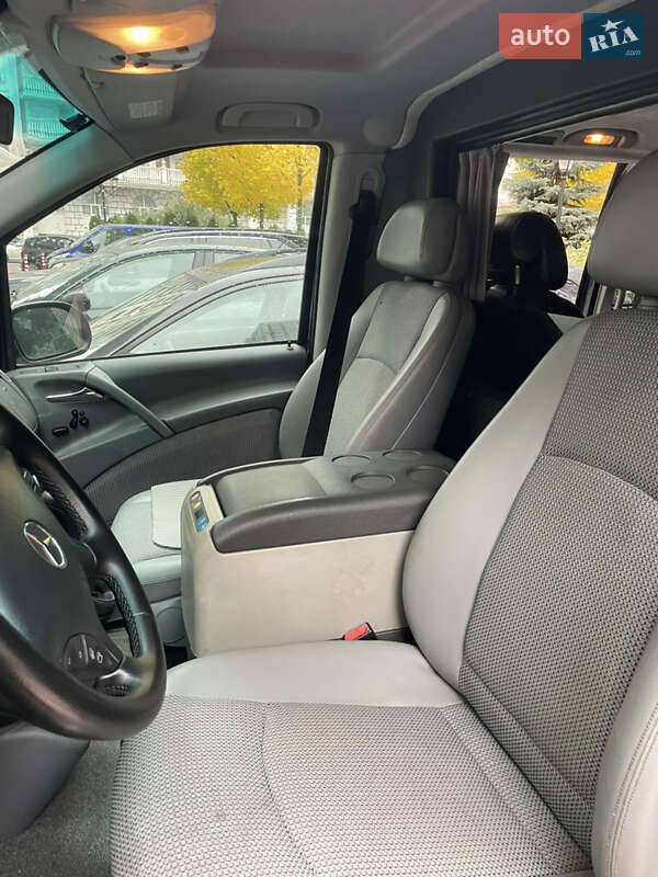 Минивэн Mercedes-Benz Viano 2007 в Киеве фото 11 Минивэн Mercedes-Benz Viano 2007 в Киеве