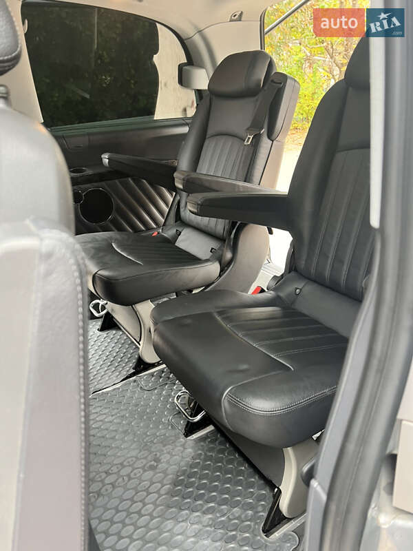 Мінівен Mercedes-Benz Viano 2013 в Одесі