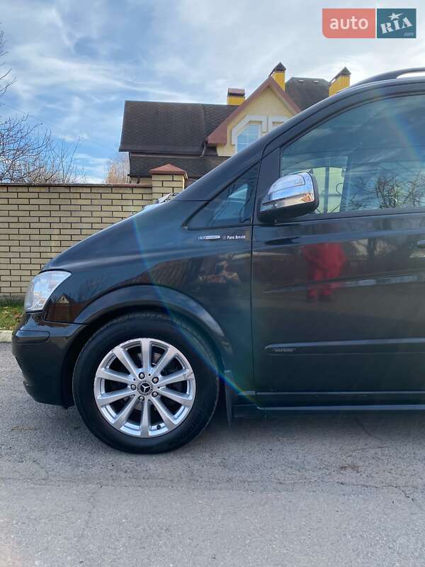 Минивэн Mercedes-Benz Viano 2012 в Хмельницком