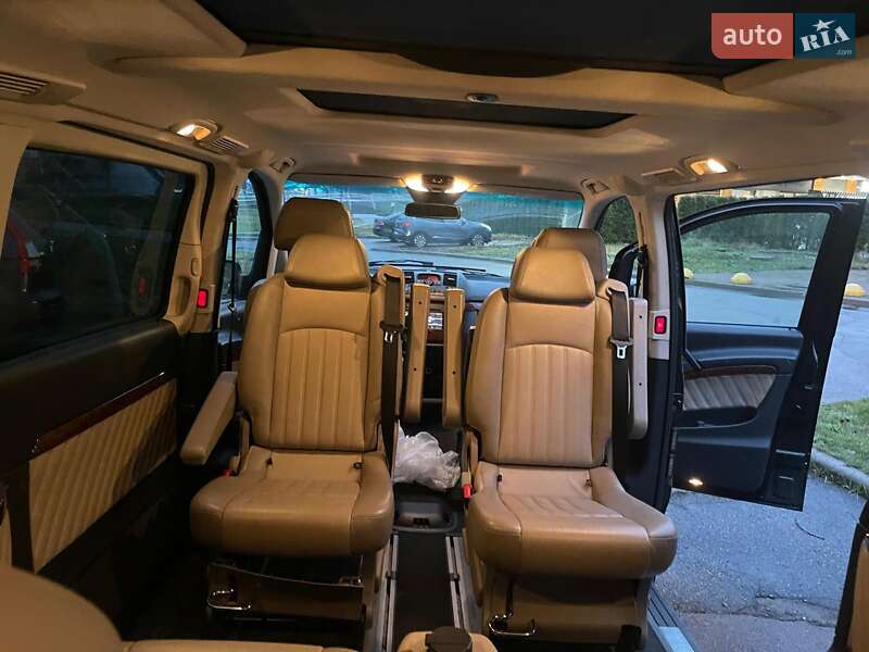 Минивэн Mercedes-Benz Viano 2013 в Киеве фото 9 Минивэн Mercedes-Benz Viano 2013 в Киеве