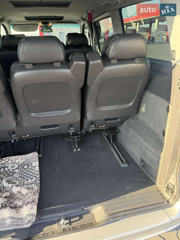 Минивэн Mercedes-Benz Viano 2011 в Новоселице