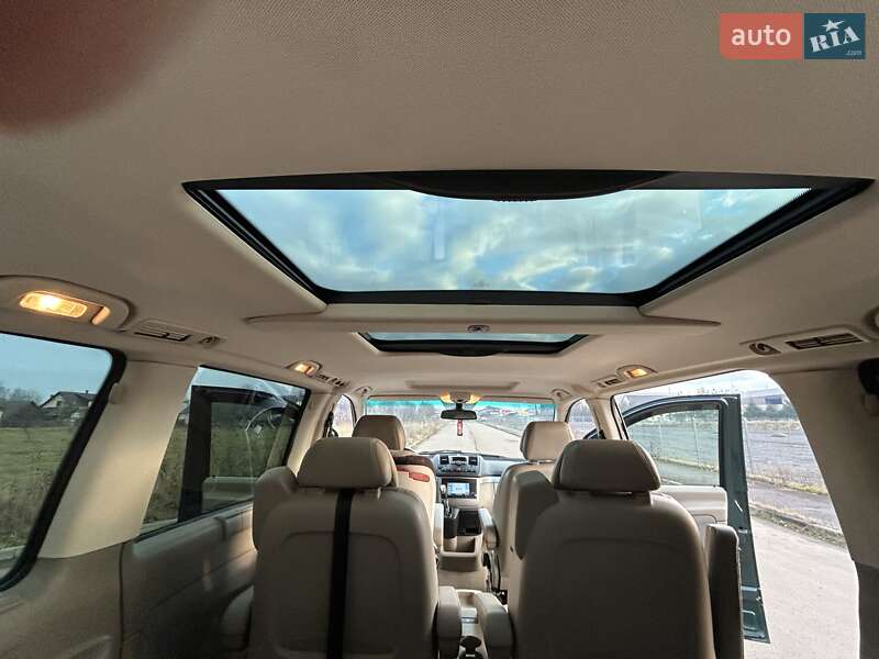 Мінівен Mercedes-Benz Viano 2009 в Долині