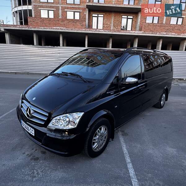 Mercedes-Benz Viano 2011