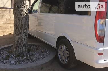 Вантажопасажирський фургон Mercedes-Benz Vito 2011 в 