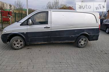 Грузопассажирский фургон Mercedes-Benz Vito 2004 в Дрогобыче