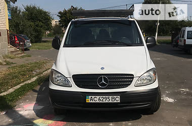 Грузопассажирский фургон Mercedes-Benz Vito 2004 в Нововолынске