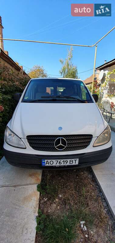 Грузопассажирский фургон Mercedes-Benz Vito 2005 в Берегово