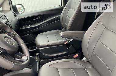 Вантажопасажирський фургон Mercedes-Benz Vito 2016 в 