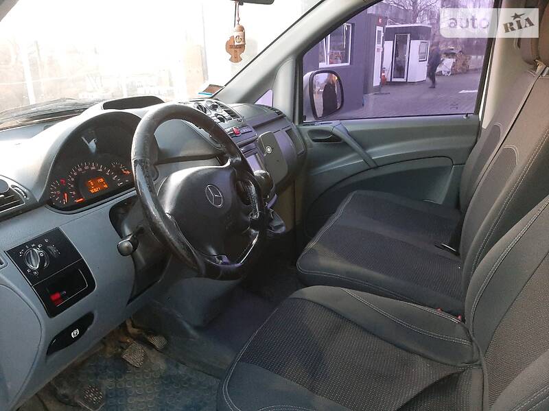 Грузопассажирский фургон Mercedes-Benz Vito 2003 в Черновцах фото 11 Грузопассажирский фургон Mercedes-Benz Vito 2003 в Черновцах