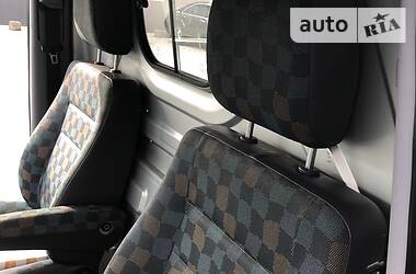 Вантажопасажирський фургон Mercedes-Benz Vito 2005 в 