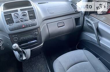 Вантажопасажирський фургон Mercedes-Benz Vito 2013 в 