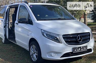 Вантажопасажирський фургон Mercedes-Benz Vito 2016 в 