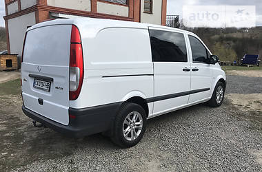 Вантажопасажирський фургон Mercedes-Benz Vito 2011 в 