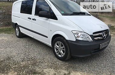 Вантажопасажирський фургон Mercedes-Benz Vito 2011 в 