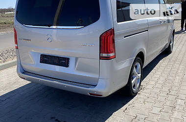 Мінівен Mercedes-Benz Vito 2015 в 
