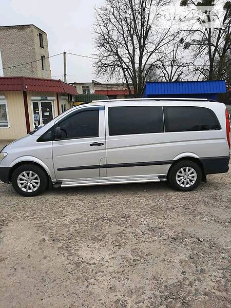 Вантажопасажирський фургон Mercedes-Benz Vito 2006 в Ладижині