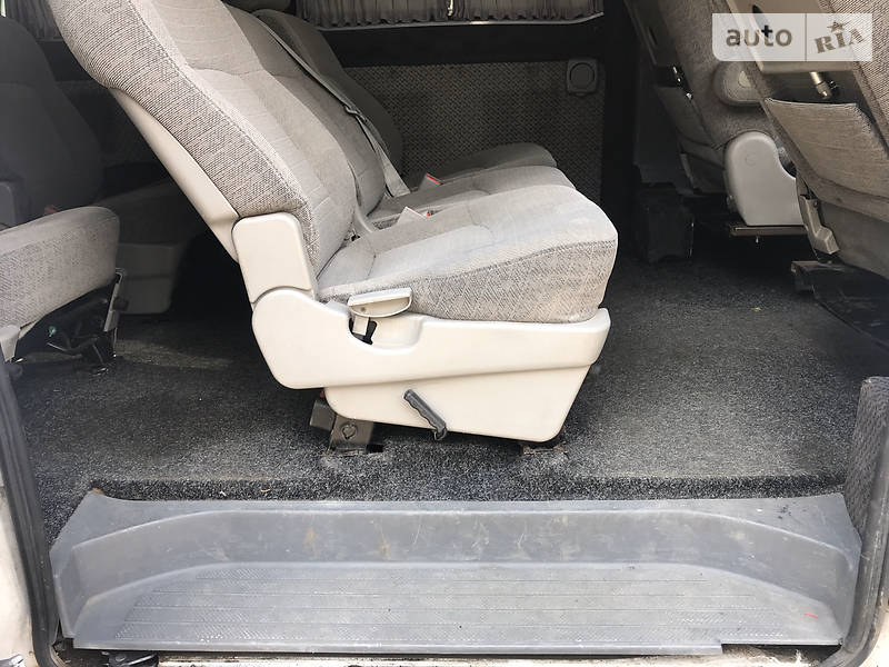 Вантажопасажирський фургон Mercedes-Benz Vito 2005 в Києві