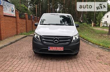Вантажопасажирський фургон Mercedes-Benz Vito 2016 в 