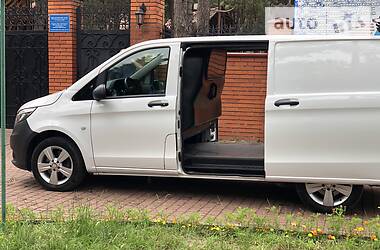 Вантажопасажирський фургон Mercedes-Benz Vito 2016 в 