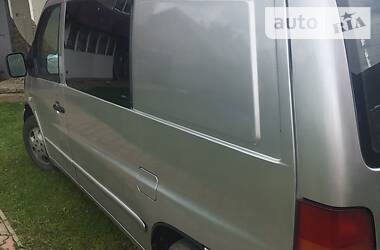 Вантажопасажирський фургон Mercedes-Benz Vito 2001 в 