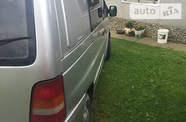 Вантажопасажирський фургон Mercedes-Benz Vito 2001 в 