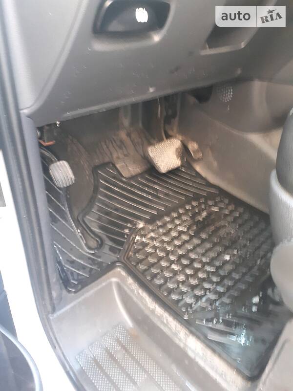 Минивэн Mercedes-Benz Vito 2012 в Иваничах