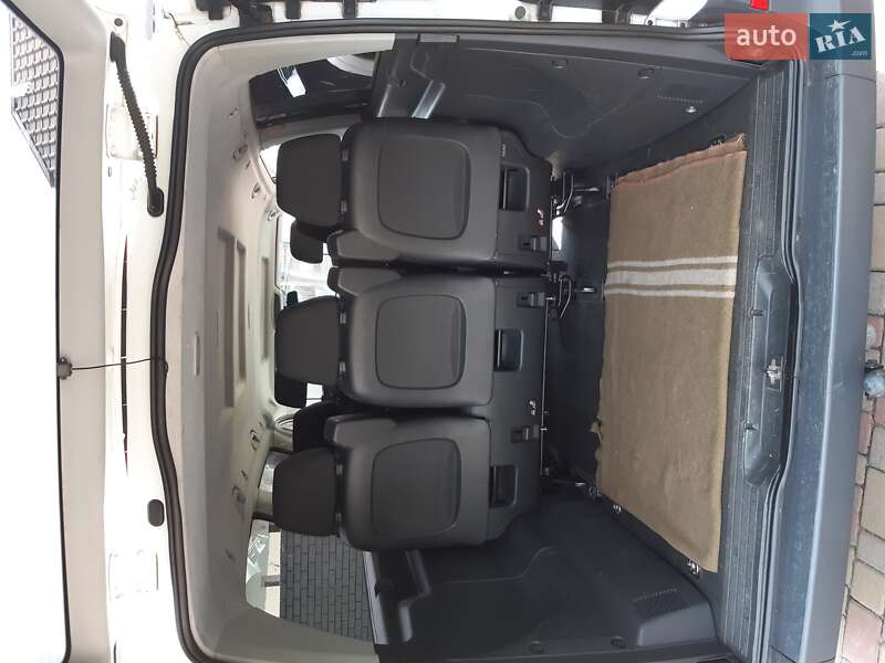 Минивэн Mercedes-Benz Vito 2012 в Черкассах фото 6 Минивэн Mercedes-Benz Vito 2012 в Черкассах