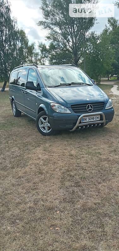 Минивэн Mercedes-Benz Vito 2007 в Сарнах