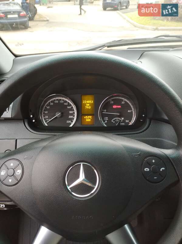 Минивэн Mercedes-Benz Vito 2012 в Черкассах