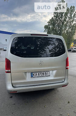 Минивэн Mercedes-Benz Vito 2016 в Киеве